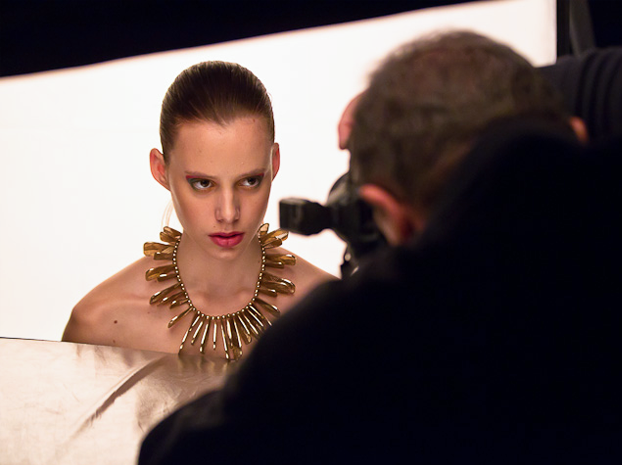 Fotenie v ateliéri pre začiatočníkov vo fotoateliéri v Bratislave