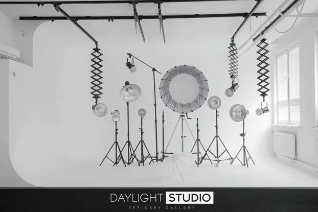Fotoateliér Daylight Studio Bratislava — profesionálne svetelné vybavenie